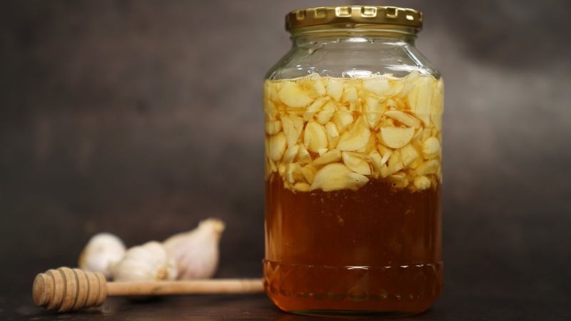 tỏi ngâm mật ong