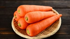 Cà rốt kỵ gì